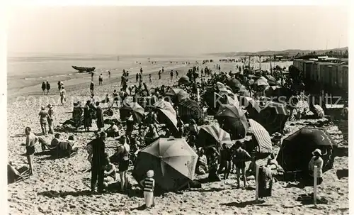 AK / Ansichtskarte Scheveningen Strand Scheveningen