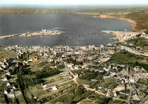 AK / Ansichtskarte Camaret sur Mer Fliegeraufnahme Camaret sur Mer