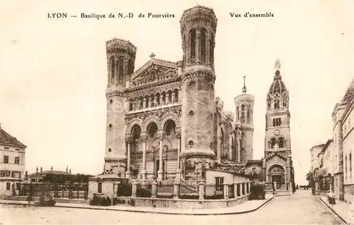 AK / Ansichtskarte Lyon_France Basilique Notre Dame Fourviere Lyon France