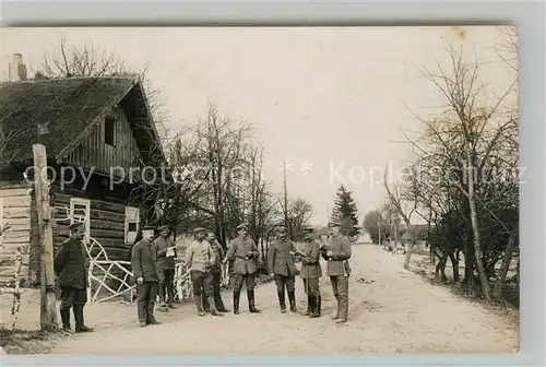 AK / Ansichtskarte Russland Militaerkaserne Soldaten Russland