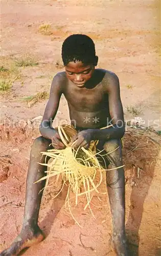 Guinea Bissau Rapaz balanta Inselbewohner Korbflechter Guinea Bissau