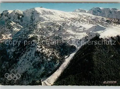 Chamrousse Station Olympique Piste de descente olympique vue aerienne Chamrousse
