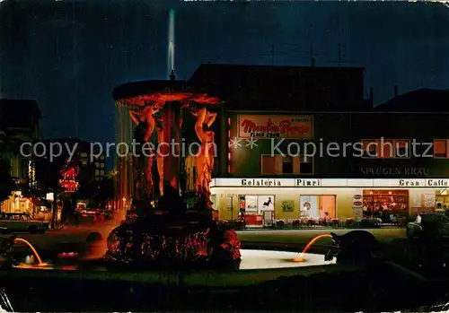 AK / Ansichtskarte Cattolica Fontana delle Sirene Brunnen Nachtaufnahme Cattolica