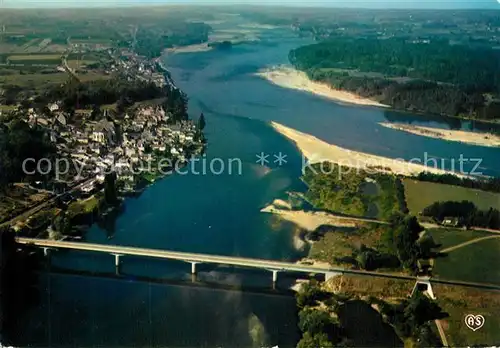 Candes Saint Martin Confluent de la Vienne et de la Loire Pont Collegiale vue aerienne Candes Saint Martin