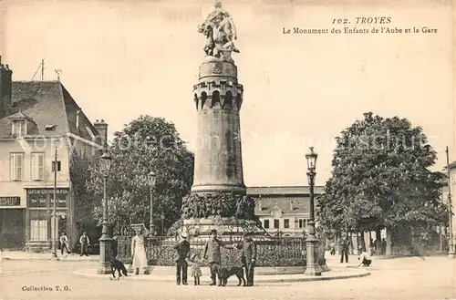 Troyes_Aube Monument des Enfants de l Aube et la Gare Troyes Aube