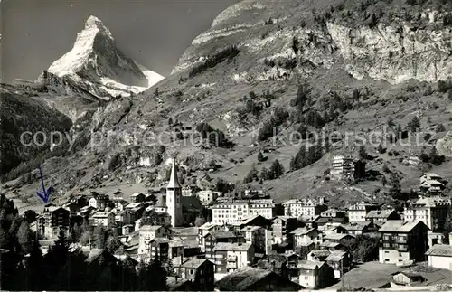 Zermatt_VS Panorama mit Blick zum Matterhorn Walliser Alpen Zermatt_VS
