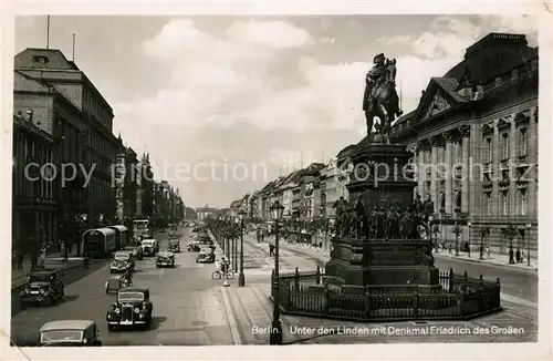 Berlin Unter den Linden Denkmal Friedrich des Grossen Berlin