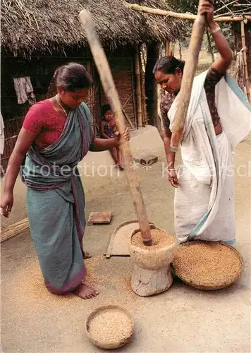 AK / Ansichtskarte Indien Indische Frauen Indien
