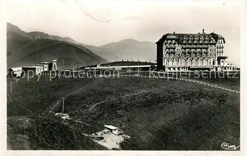 AK / Ansichtskarte Luchon_Superbagneres Hotel de la Compagnie du Midi et la Gare 