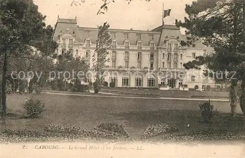 AK / Ansichtskarte Cabourg Grand Hotel et les Jardins Cabourg