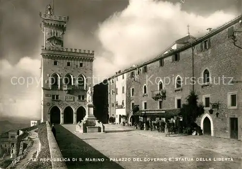 AK / Ansichtskarte San Marino Palazzo del Governo Statua Della Liberta San Marino