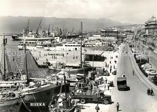 AK / Ansichtskarte Rijeka_Fiume Hafen Stadtpanorama Rijeka Fiume
