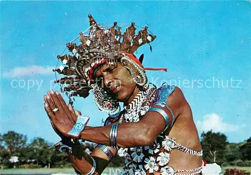 AK / Ansichtskarte Sri_Lanka Kandyan Dancer Sri_Lanka