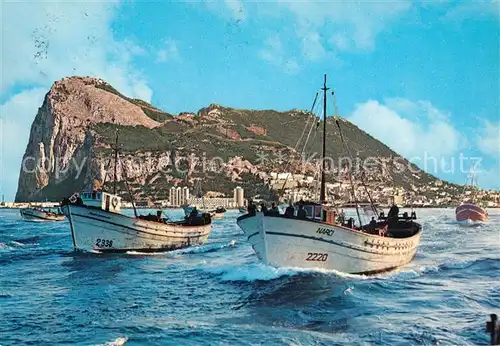 AK / Ansichtskarte Gibraltar Penon Fischerboote Gibraltar