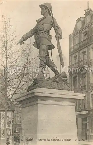 AK / Ansichtskarte Paris Statue du Sergent Bobillot Paris