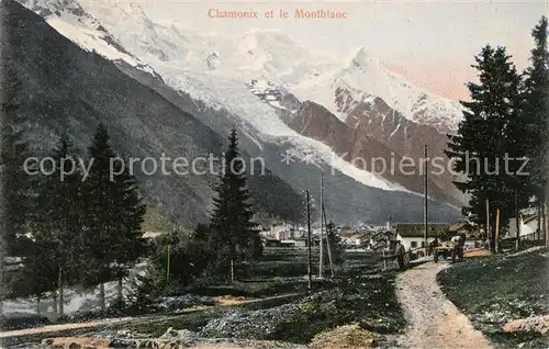 AK / Ansichtskarte Chamonix avec le Montblanc Chamonix