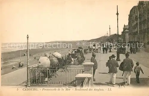 AK / Ansichtskarte Cabourg Promenade de la Mer Boulevard des Anglais Cabourg