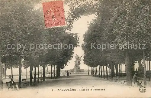AK / Ansichtskarte Angouleme Place de la Commune Statue Carnot Angouleme