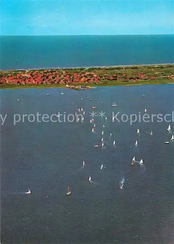 AK / Ansichtskarte Juist_Nordseebad Fliegeraufnahme Segelregatta Juist_Nordseebad