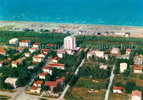 AK / Ansichtskarte Pinarella_di_Cervia Fliegeraufnahme Panorama Pinarella_di_Cervia
