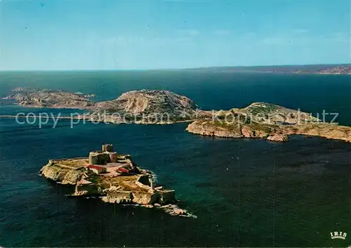 AK / Ansichtskarte Marseille_Bouches du Rhone Fliegeraufnahme Schloss If Inseln vom Frioul Marseille