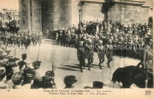 AK / Ansichtskarte Paris Fetes de la Victoire 14. Juillet 1919 Soldaten Les Indous Paris