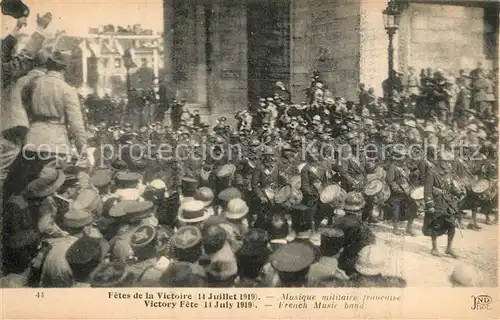 AK / Ansichtskarte Paris Fetes de la Victoire 14. Juillet 1919 Soldaten  Paris