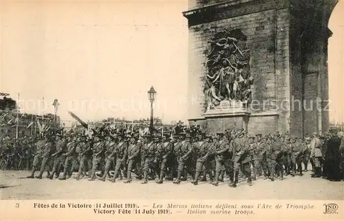 AK / Ansichtskarte Paris Fetes de la Victoire 14. Juillet 1919 Soldaten am Arc de Triomphe Paris