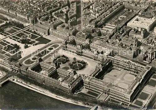 AK / Ansichtskarte Paris Palais du Louvre vue aerienne Paris