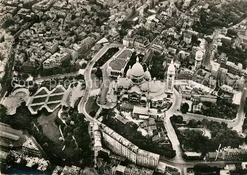 AK / Ansichtskarte Montmartre_Paris Basilique du Sacre Coeur vue aerienne Montmartre Paris