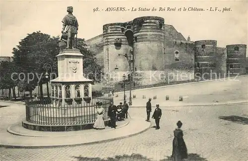AK / Ansichtskarte Angers La Statue du Roi Ren? et le Chateau Angers