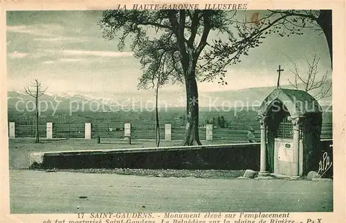 AK / Ansichtskarte Saint Gaudens Monument Le Belvedere sur la plaine de Riviere Saint Gaudens