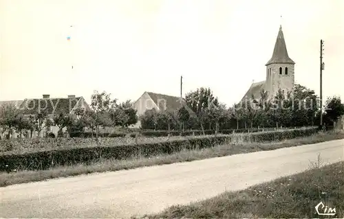 AK / Ansichtskarte Courcy aux Loges Eglise et la Ferme Courcy aux Loges