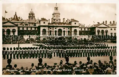 AK / Ansichtskarte London Trooping of the Colours Horse Guards Parade London