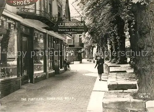 AK / Ansichtskarte Tunbridge_Wells The Pantiles Tunbridge Wells