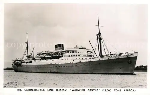 AK / Ansichtskarte Schiffe_Ships_Navires Union Castle Line R.M.M.V. Warwick Castle  