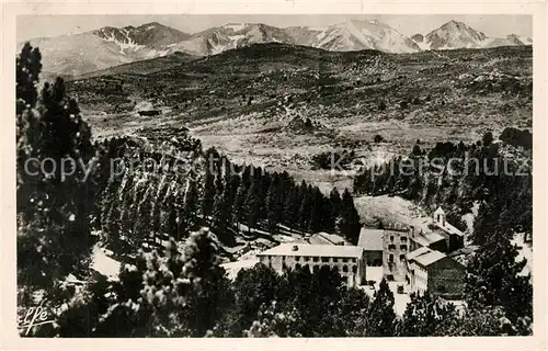 AK / Ansichtskarte Font Romeu Odeillo Via Vue generale et le Carlitte les Pyrenees Font Romeu Odeillo Via