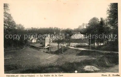 AK / Ansichtskarte Tremblay La Vall?e de la Gare Tremblay