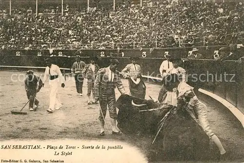 AK / Ansichtskarte Stierkampf San Sebastian Plaza de Toros Suerte de la Puntilla  