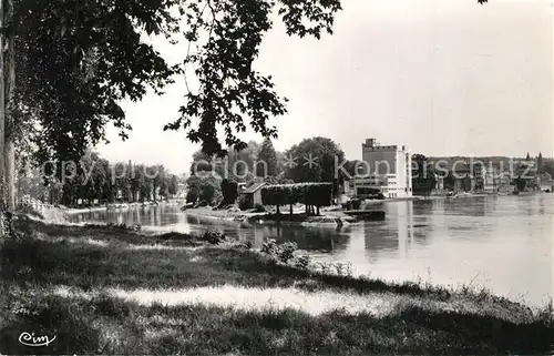 AK / Ansichtskarte Melun_Seine_et_Marne La pointe aval de l`Ile Melun_Seine_et_Marne