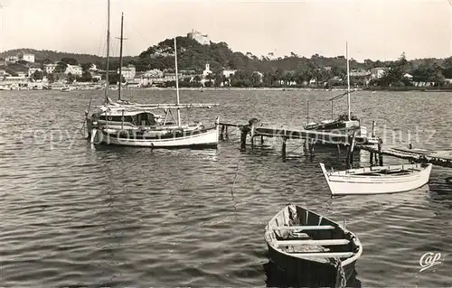 AK / Ansichtskarte Ile_de_Porquerolles Vue generale Port Bateaux Ile_de_Porquerolles