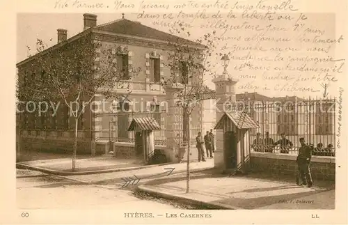 AK / Ansichtskarte Hyeres_les_Palmiers Les Casernes Hyeres_les_Palmiers