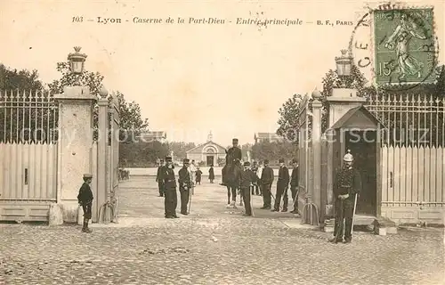 AK / Ansichtskarte Lyon_France Caserne de la Part Dieu Entree principale Lyon France