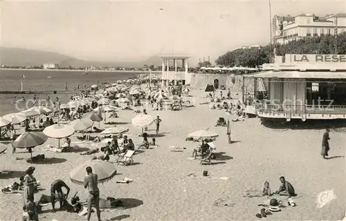 AK / Ansichtskarte Saint Raphael_Var La plage Cote d Azur Saint Raphael Var