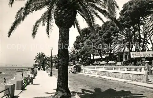 AK / Ansichtskarte Saint Raphael_Var La promenade Hotel Beau Rivage Cote d Azur Saint Raphael Var