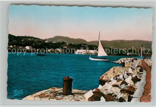 AK / Ansichtskarte Bandol Entree du port Cote d Azur Bandol