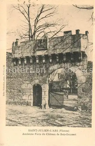 AK / Ansichtskarte Saint Julien l_Ars Ancienne Porte du Chateau de Bois Dousset Saint Julien l Ars