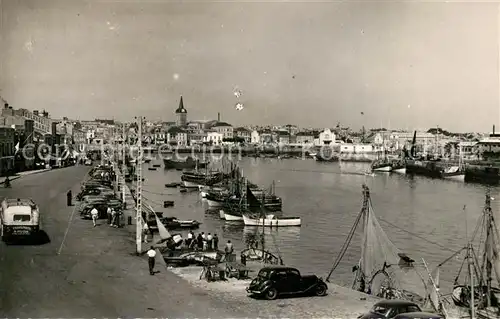 AK / Ansichtskarte Les_Sables d_Olonne Vue generale du Port Les_Sables d_Olonne