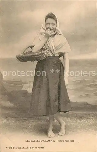 AK / Ansichtskarte Les_Sables d_Olonne Petite Pecheuse Les_Sables d_Olonne