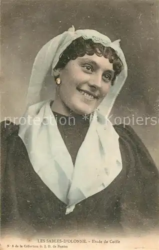 AK / Ansichtskarte Les_Sables d_Olonne Etude de Coiffe Les_Sables d_Olonne